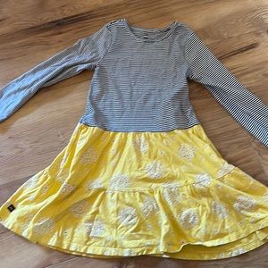 Adorable girls dress- black and yellow